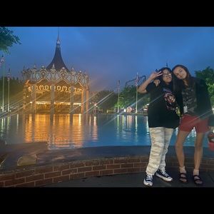 Meet your Posher, Cynthia